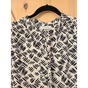 Calvin Klein Black & White Print Ruffle Sleeveless Blouse‎ Top